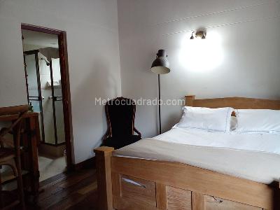 Casa de 3 alcobas en venta en Envigado, Envigado, 217 m² · foto 10 de 18
