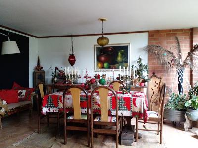 Casa de 3 alcobas en venta en Envigado, Envigado, 217 m² · foto 3 de 18