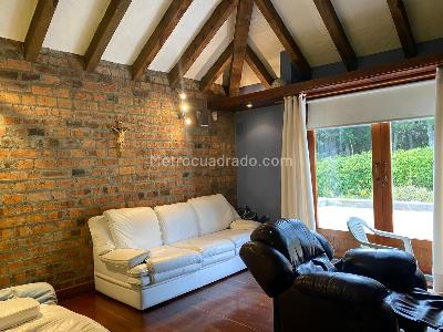 Casa de 3 alcobas en venta en Envigado, Envigado, 529 m² · foto 10 de 20