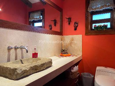 Casa de 3 alcobas en venta en Envigado, Envigado, 529 m² · foto 16 de 20