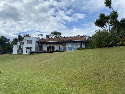 Casa de 3 alcobas en venta en Envigado, Envigado, 529 m² · foto 20 de 20
