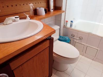 Casa de 4 alcobas en venta en El Poblado, Medellín, 700 m² · foto 12 de 14