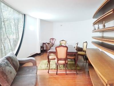 Casa de 4 alcobas en venta en El Poblado, Medellín, 700 m² · foto 4 de 14