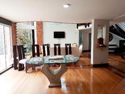 Casa de 4 alcobas en venta en El Poblado, Medellín, 700 m² · foto 6 de 14