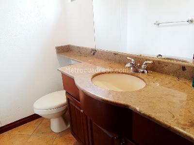 Casa de 5 alcobas en venta en El Poblado, Medellín, 345 m² · foto 17 de 20
