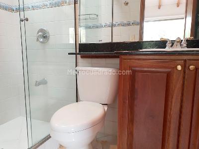 Casa de 5 alcobas en venta en El Poblado, Medellín, 345 m² · foto 18 de 20