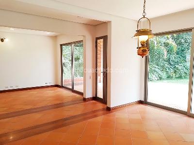 Casa de 5 alcobas en venta en El Poblado, Medellín, 345 m² · foto 2 de 20