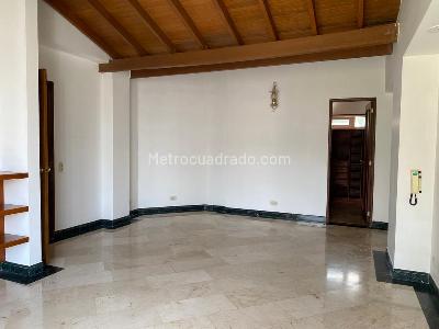 Casa de 4 alcobas en venta en El Poblado, Medellín, 285 m² · foto 12 de 17