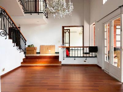 Casa de 4 alcobas en venta en El Poblado, Medellín, 285 m² · foto 2 de 17