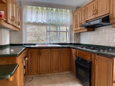 Casa de 4 alcobas en venta en El Poblado, Medellín, 285 m² · foto 6 de 17