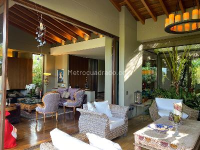 Casa de 4 alcobas en venta en Rionegro, Rionegro, 520 m² · foto 3 de 20