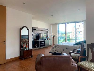Apartamento en venta en El Poblado, Medellín · foto 12 de 18