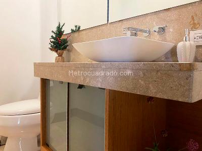 Apartamento en venta en El Poblado, Medellín · foto 17 de 18