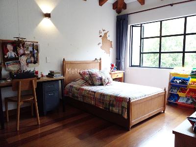 Casa de 3 alcobas en venta en Envigado, Envigado, 605 m² · foto 15 de 19