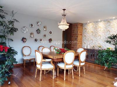 Casa de 3 alcobas en venta en Envigado, Envigado, 605 m² · foto 3 de 19