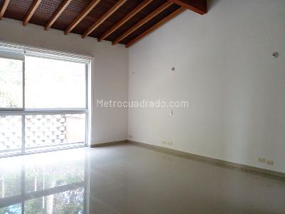 Casa de 3 alcobas en venta en Envigado, Envigado, 223 m² · foto 8 de 20