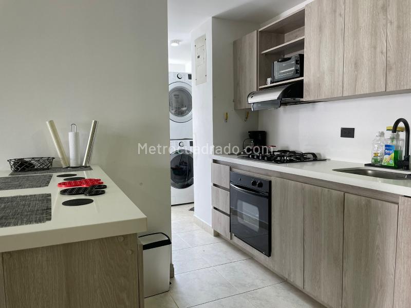 Apartamento Amoblado de 2 Alcobas en Zona Tranquila de El Poblado - 8