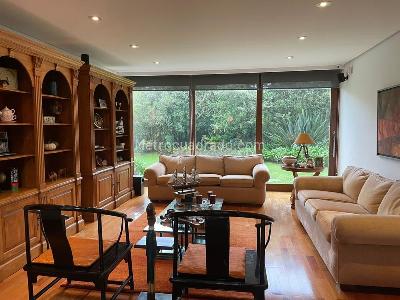 Casa de 4 alcobas en venta en Envigado, Envigado, 524 m² · foto 6 de 17