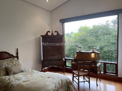 Casa de 4 alcobas en venta en Envigado, Envigado, 524 m² · foto 9 de 17