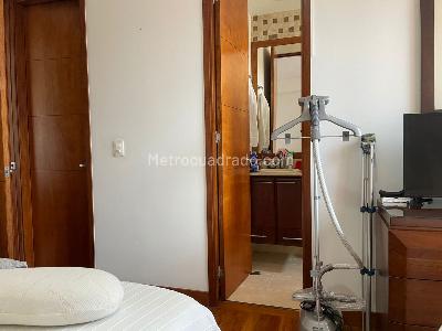 Apartamento de 3 alcobas en venta en El Poblado, Medellín, 186 m² · foto 11 de 17