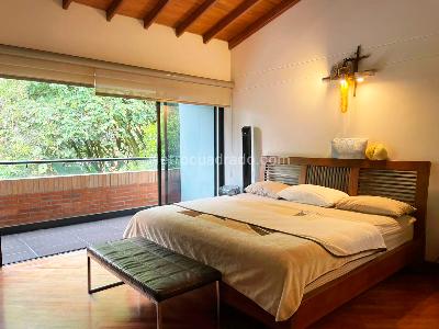 Casa de 3 alcobas en venta en El Poblado, Medellín, 224 m² · foto 12 de 20