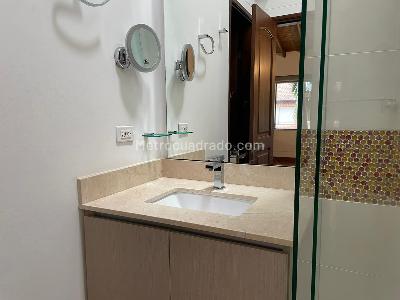 Casa de 3 alcobas en venta en El Poblado, Medellín, 224 m² · foto 17 de 20