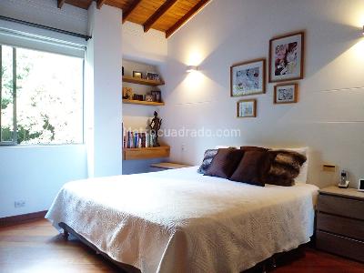 Casa de 4 alcobas en venta en El Poblado, Medellín, 218 m² · foto 15 de 20