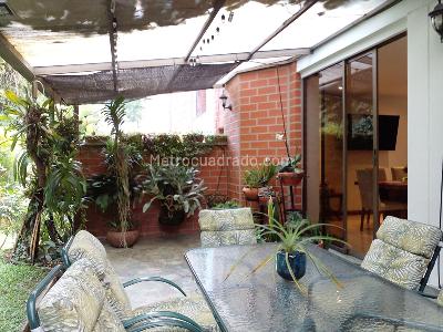 Casa de 4 alcobas en venta en El Poblado, Medellín, 218 m² · foto 19 de 20