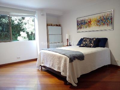Casa de 4 alcobas en venta en El Poblado, Medellín, 218 m² · foto 9 de 20