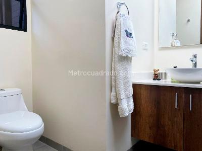 Casa de 3 alcobas en venta en Envigado, Envigado, 360 m² · foto 10 de 15