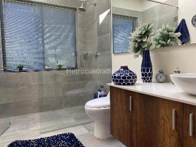 Casa de 3 alcobas en venta en Envigado, Envigado, 360 m² · foto 11 de 15