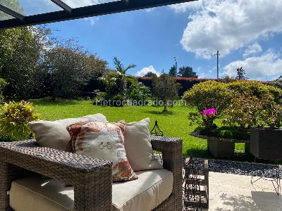 Casa de 3 alcobas en venta en Envigado, Envigado, 360 m² · foto 14 de 15