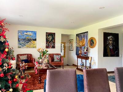Casa de 3 alcobas en venta en Envigado, Envigado, 360 m² · foto 2 de 15