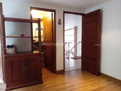 Casa de 3 alcobas en venta en El Poblado, Medellín, 550 m² · foto 11 de 18