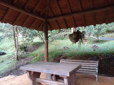 Casa de 3 alcobas en venta en El Poblado, Medellín, 550 m² · foto 17 de 18