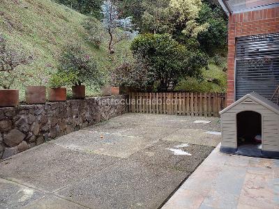 Casa de 3 alcobas en venta en El Poblado, Medellín, 550 m² · foto 18 de 18