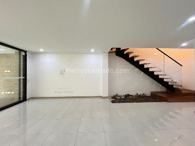 Casa en arriendo en Envigado, Envigado · foto 4 de 20
