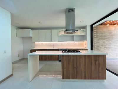 Casa en arriendo en Envigado, Envigado · foto 6 de 20