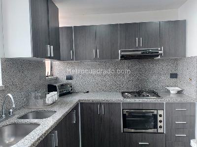 Apartamento de 3 alcobas en venta en El Poblado, Medellín, 169 m² · foto 3 de 15