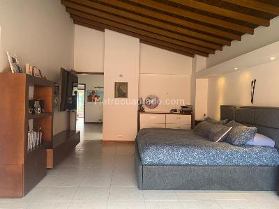 Casa de 4 alcobas en venta en Envigado, Envigado, 340 m² · foto 14 de 20
