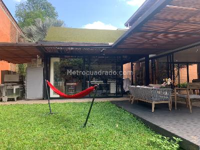 Casa de 4 alcobas en venta en Envigado, Envigado, 340 m² · foto 19 de 20