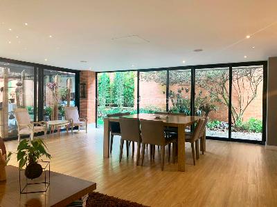 Casa de 4 alcobas en venta en Envigado, Envigado, 340 m² · foto 3 de 20