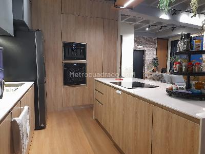 Apartamento de 3 alcobas en venta en El Poblado, Medellín, 350 m² · foto 5 de 16