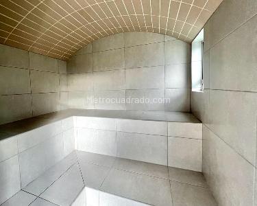 Casa de 5 alcobas en venta en El Poblado, Medellín, 400 m² · foto 14 de 17