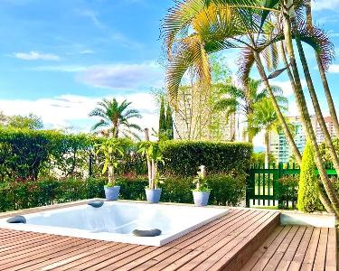 Casa de 5 alcobas en venta en El Poblado, Medellín, 400 m² · foto 15 de 17