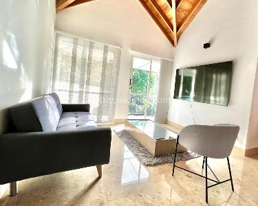 Casa de 5 alcobas en venta en El Poblado, Medellín, 400 m² · foto 6 de 17