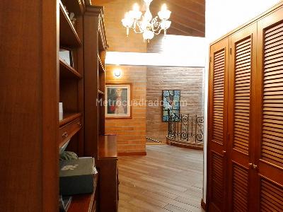 Casa de 5 alcobas en venta en El Poblado, Medellín, 280 m² · foto 16 de 19