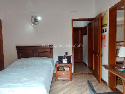 Casa de 5 alcobas en venta en El Poblado, Medellín, 280 m² · foto 9 de 19