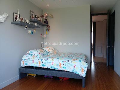 Apartamento de 3 alcobas en venta en El Poblado, Medellín, 311 m² · foto 13 de 19