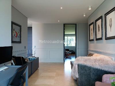 Apartamento de 3 alcobas en venta en El Poblado, Medellín, 311 m² · foto 9 de 19